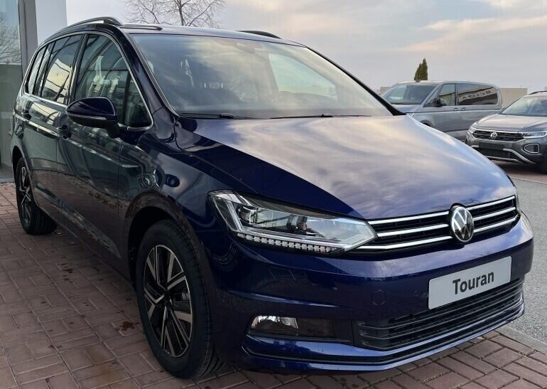 O121O07947_17.webp_Touran People EVO 2,0 TDI 110 kW 7 DSG