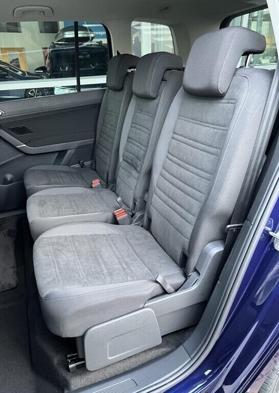 O121O07947_19.webp_Touran People EVO 2,0 TDI 110 kW 7 DSG