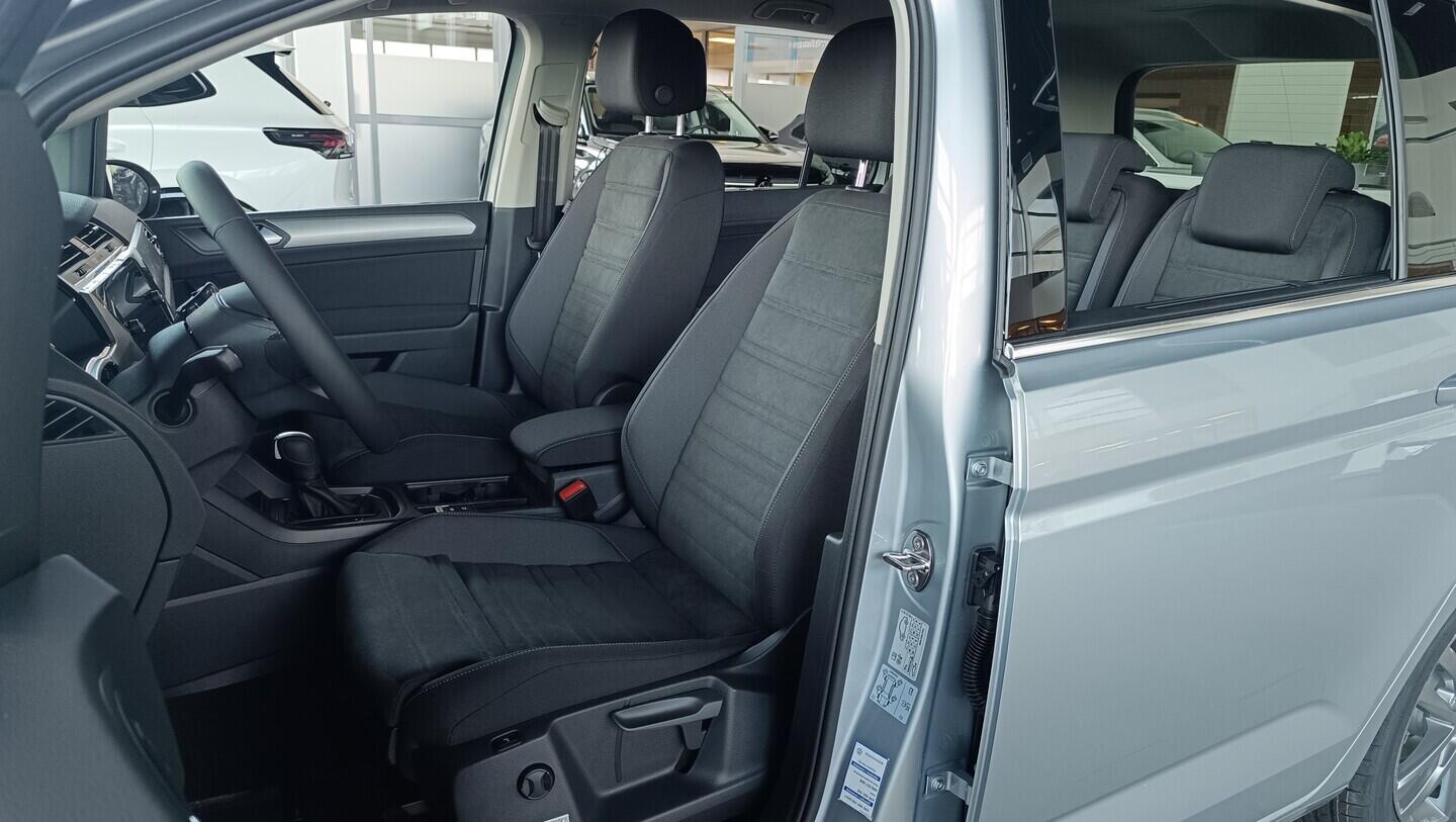 O121O07959_22.webp_Touran People 1,5 TSI EVO2 7DSG 110 kW