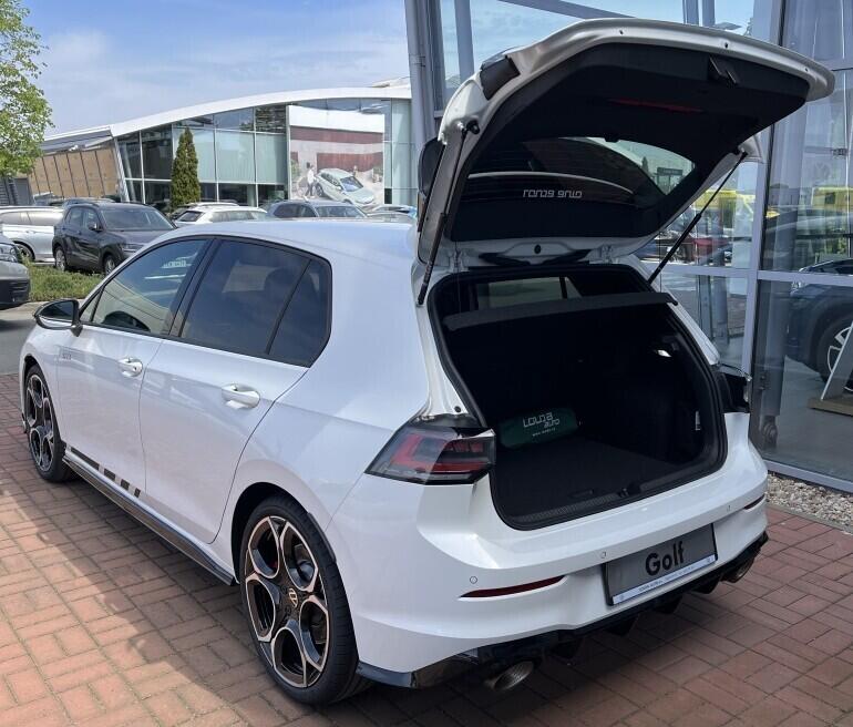 O121O07968_13.webp_Golf GTI Clubsport 2,0 TSI 221 kW 7 DSG