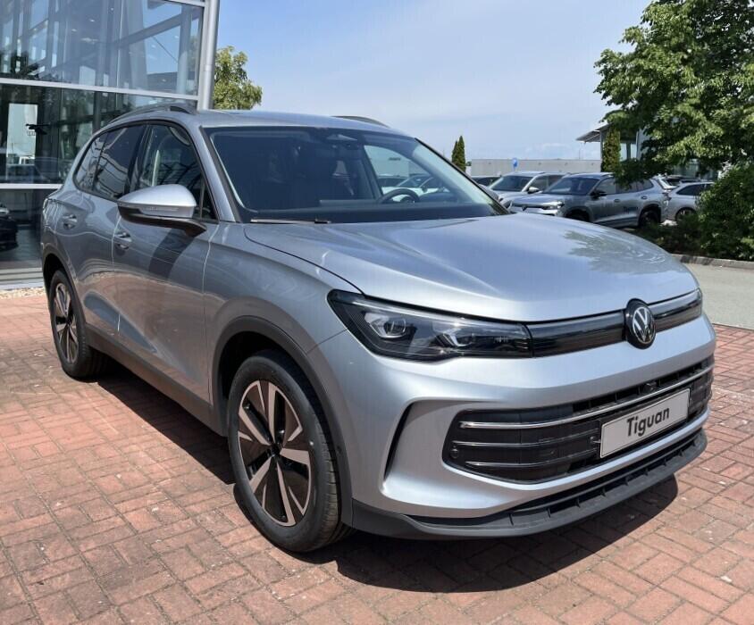 O121O07970_18.webp_Tiguan People 2,0 TDI 110 kW 7 DSG