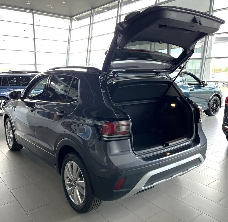 O121O07979_13.webp_T-Cross Love 1,5 TSI 110 kW 7DSG