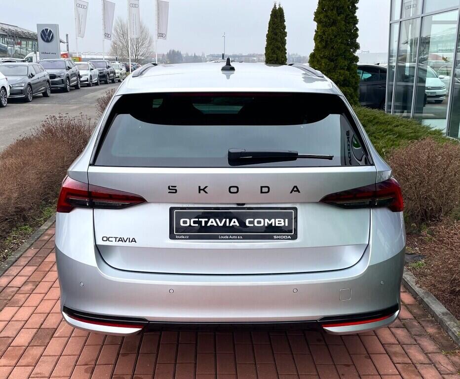 O121S09753_13.webp_Octavia Combi Sportline 2,0 TDI 110 kW
