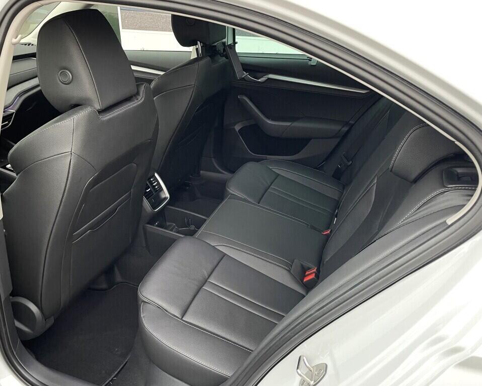 O121S09757_17.webp_Octavia Selection 2,0 TDI 110 kW
