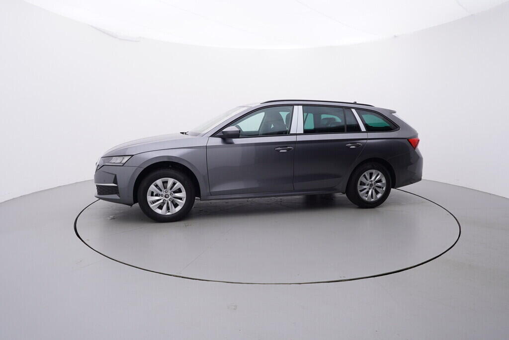 O121S09765_11.webp_Octavia Combi Selection 1,5 TSI m-HEV 110 kW