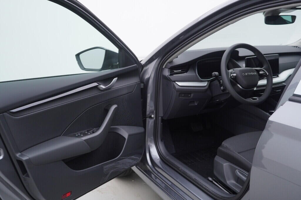 O121S09765_18.webp_Octavia Combi Selection 1,5 TSI m-HEV 110 kW
