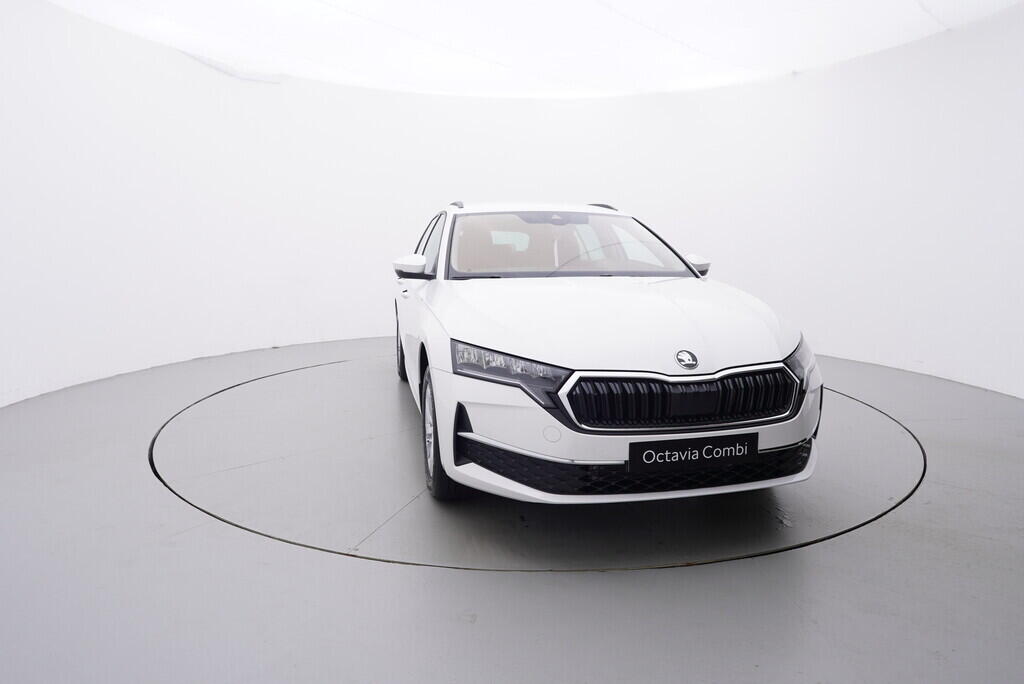 O121S09776_17.webp_Octavia Combi Selection 1,5 TSI 110 kW