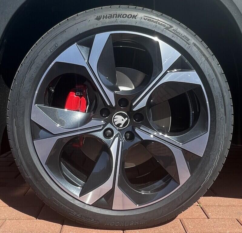 O121S09792_19.webp_Kodiaq RS 2,0 TSI 4x4 195 kW