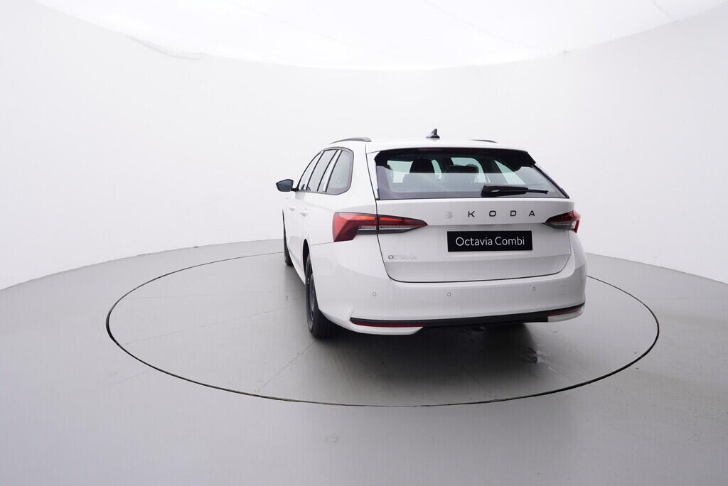 O121S09851_13.webp_OCTAVIA Combi Essence 2,0 TDI 85 kW