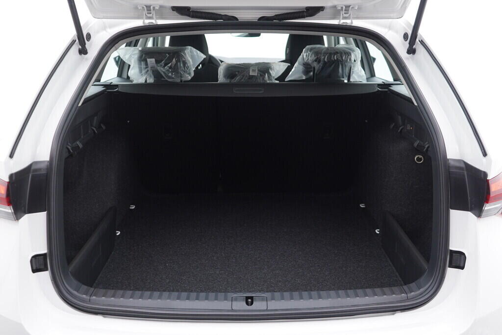 O121S09851_21.webp_OCTAVIA Combi Essence 2,0 TDI 85 kW