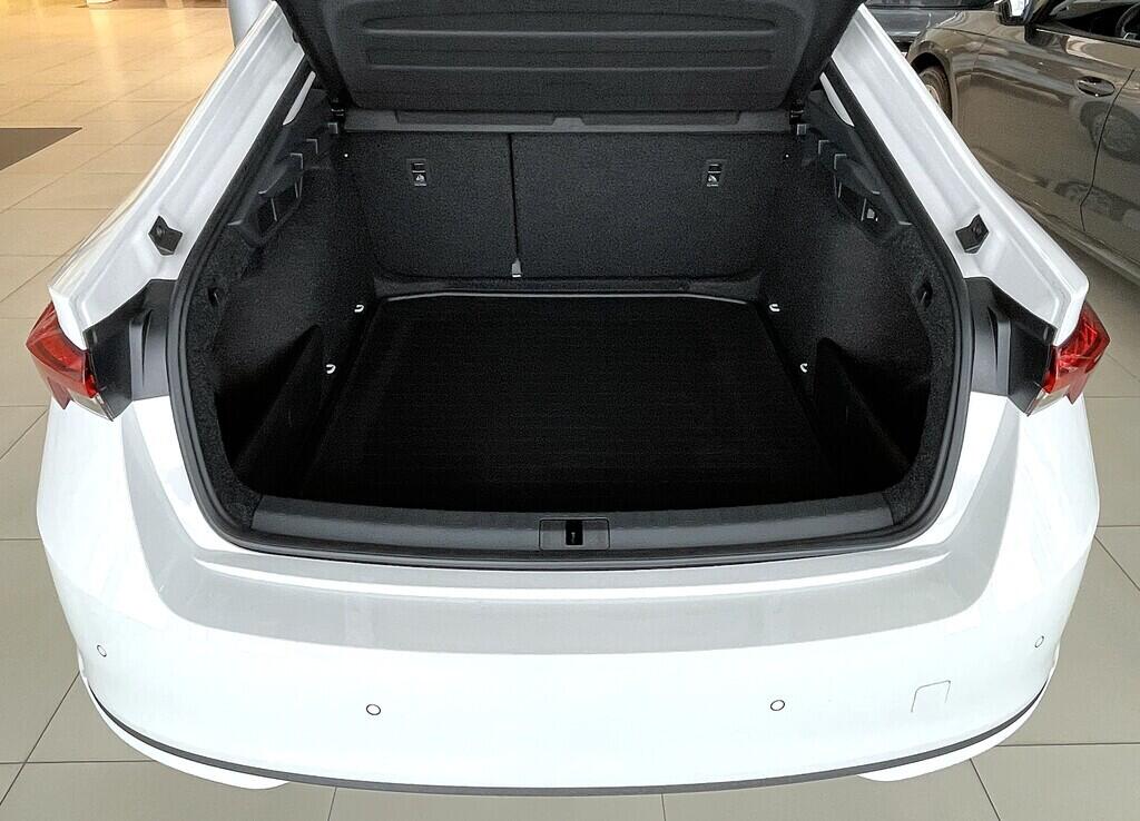 O121S09903_17.webp_Octavia Essence 2,0 TD 110 kW