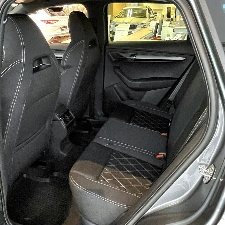 O121S09934_16.webp_Karoq Sportline 1.5 TSI 110 kW