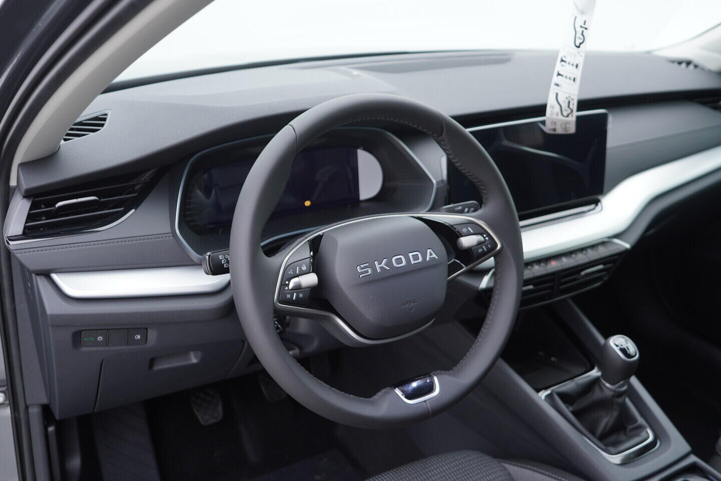 O121S09936_19.webp_OCTAVIA 130 let 1,5 TSI 110 kW