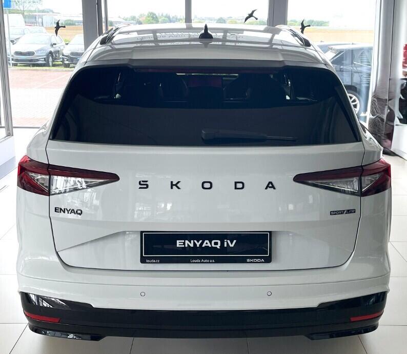 O121S09959_12.webp_Enyaq Sportline 85x   210 kW