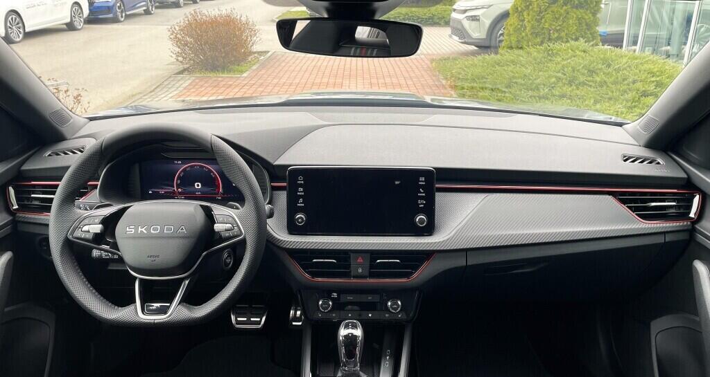 O121S09985_15.webp_Kamiq Monte Carlo 1,5 TSI 110 kW