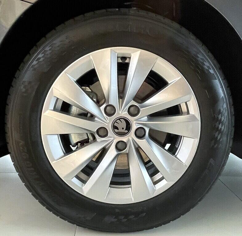 O121S10020_18.webp_Octavia Combi 130 let 1,5 TSI 110 kW