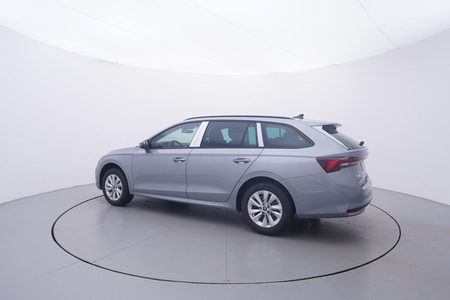 O121S10041_12.webp_Octavia Combi Selection 1,5 TSI 110 kW