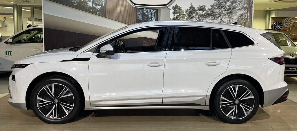 O121S10063_11.webp_Škoda ENYAQ Selection 85 210kW