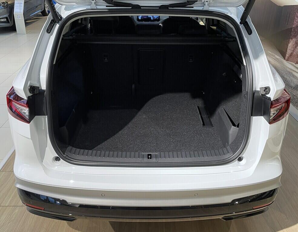 O121S10063_17.webp_Škoda ENYAQ Selection 85 210kW