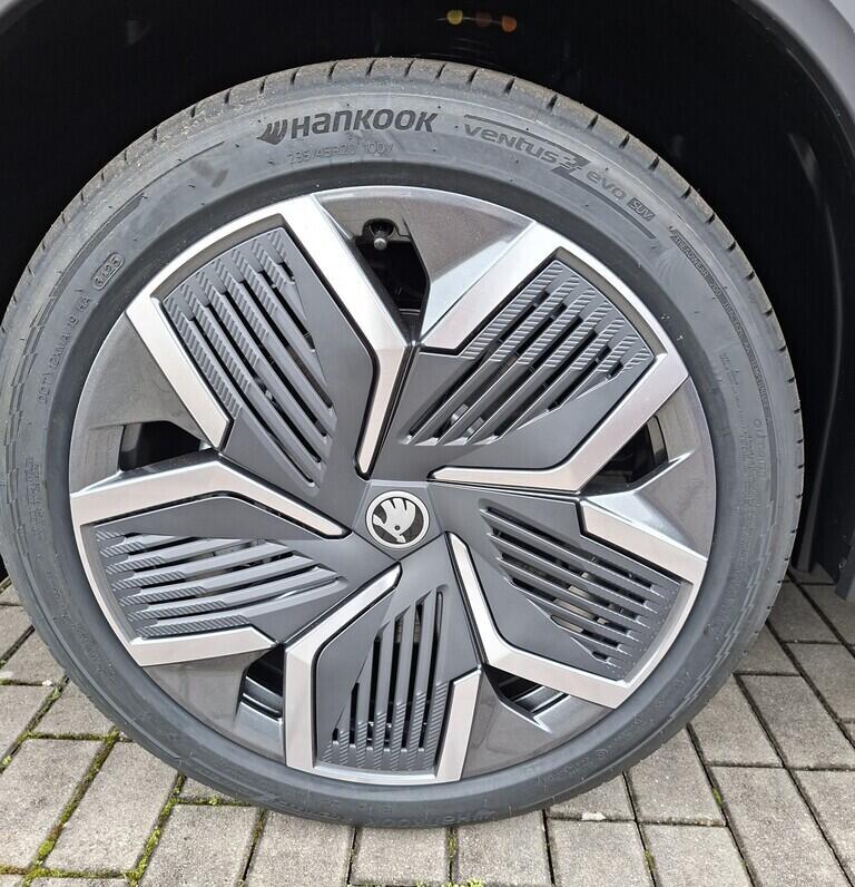 O121S10070_16.webp_Kodiaq Sportline  2,0 TSI 4x4  150 kW