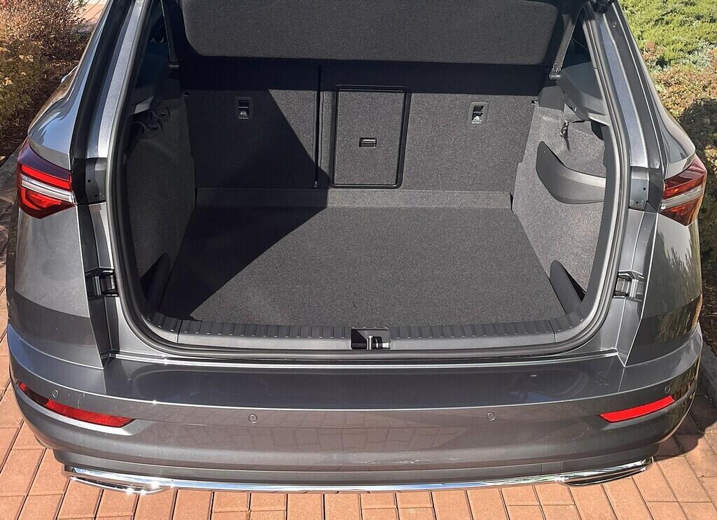 O121S10094_18.webp_Karoq Sportline 2,0 TDI 110 kW