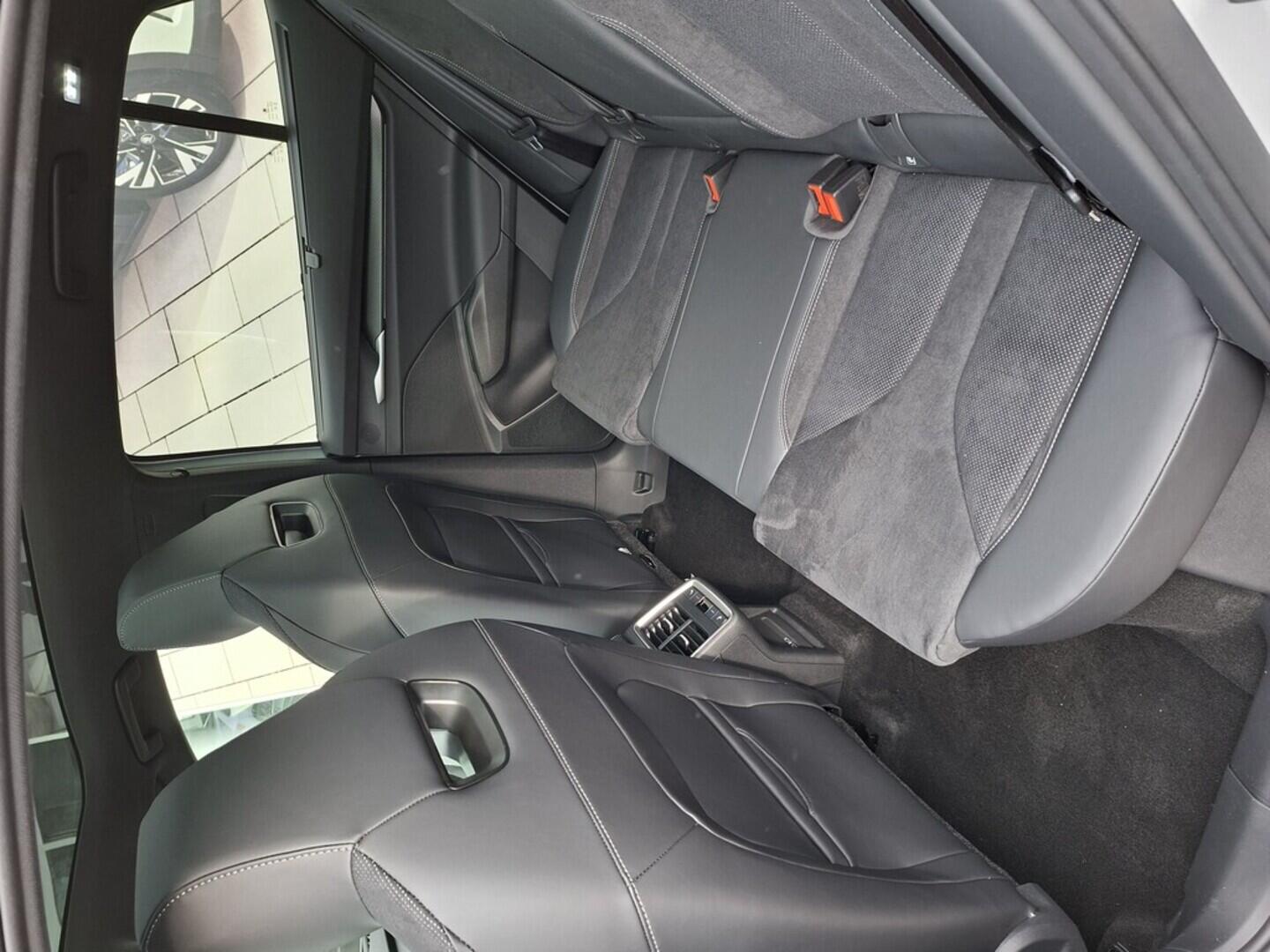 O121S10114_14.webp_Enyaq Sportline 82 kWh 210 kW