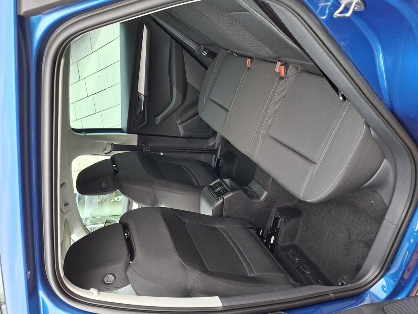 O121S10166_14.webp_KAROQ Selection 1,5 TSI 110kW