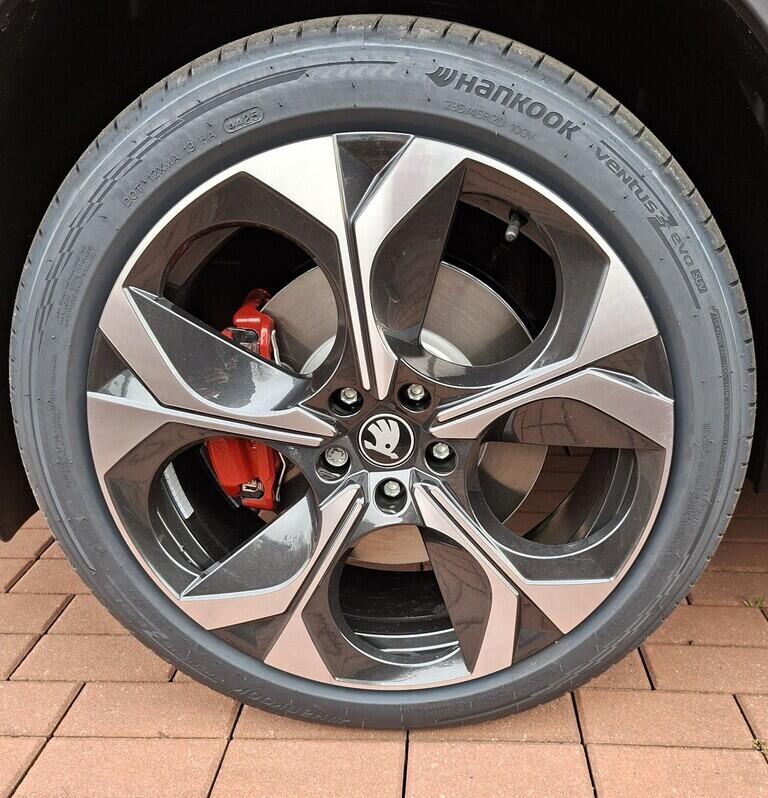 O121S10168_17.webp_Kodiaq RS 2,0 TSI 4x4 195 kW