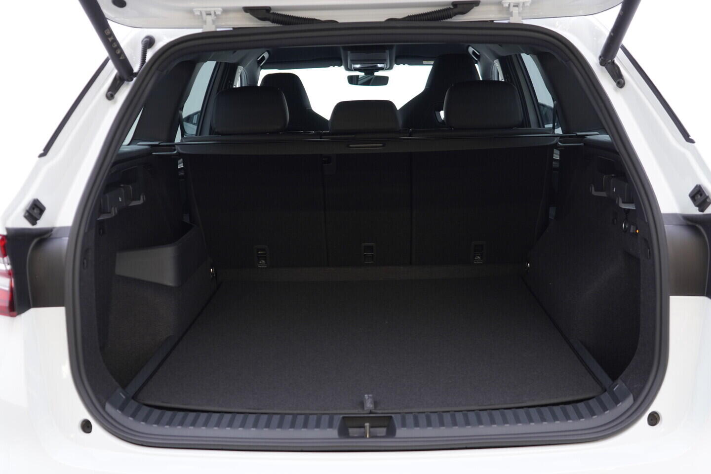 O121S10358_20.webp_Kodiaq Sportline 2.0 TDI 4x4 142 kW