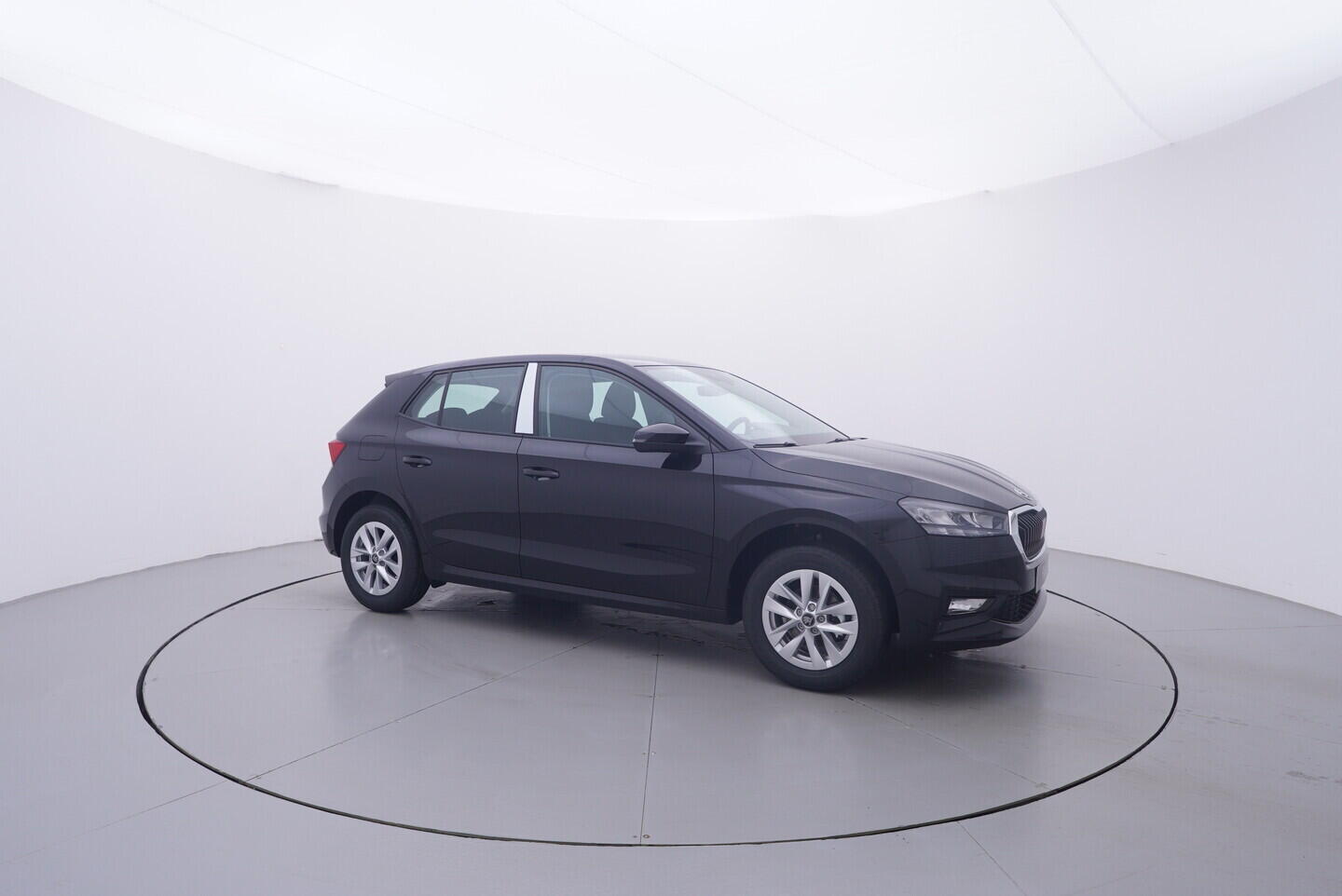 O121S10406_16.webp_Fabia Classic 1,0 MPI 59 kW 5-stup. mech.
