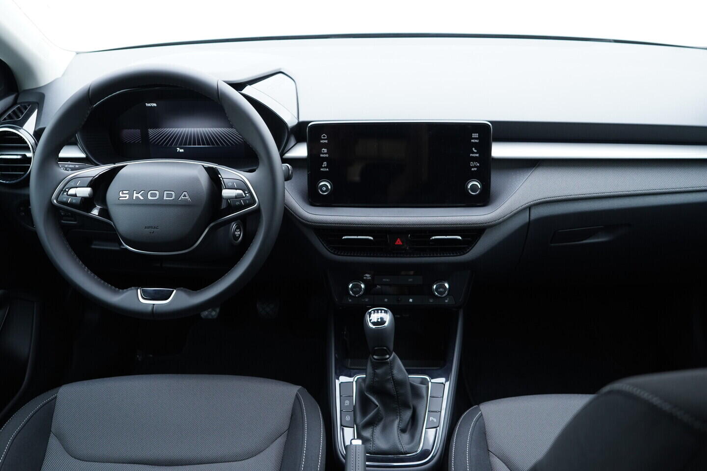 O121S10410_19.webp_Fabia Selection 1.0 TSI 70 kW