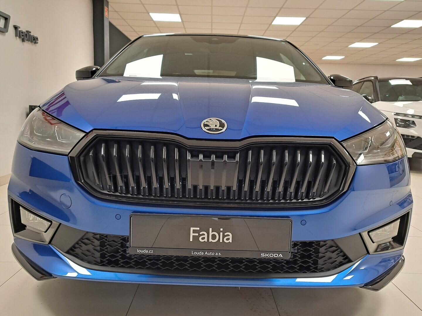 O121S10421_10.webp_Fabia Monte Carlo 1,0 TSI 85 kW