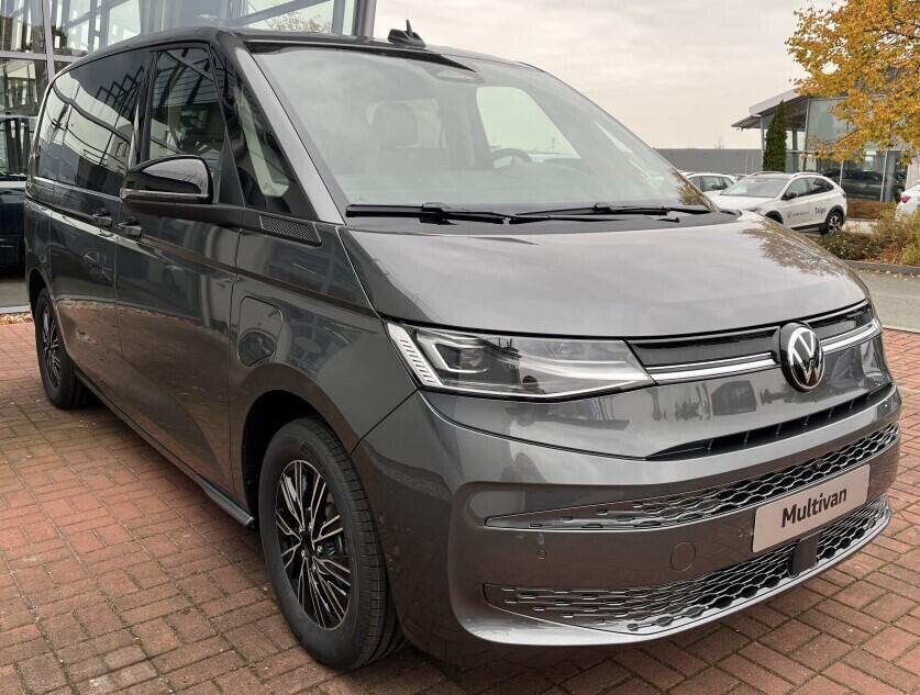 O121U02061_19.webp_Akční Multivan Life 1,5 TSI PHEV 130 kW 6 DSG Plug-in hybrid