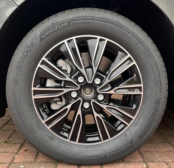 O121U02061_26.webp_Akční Multivan Life 1,5 TSI PHEV 130 kW 6 DSG Plug-in hybrid