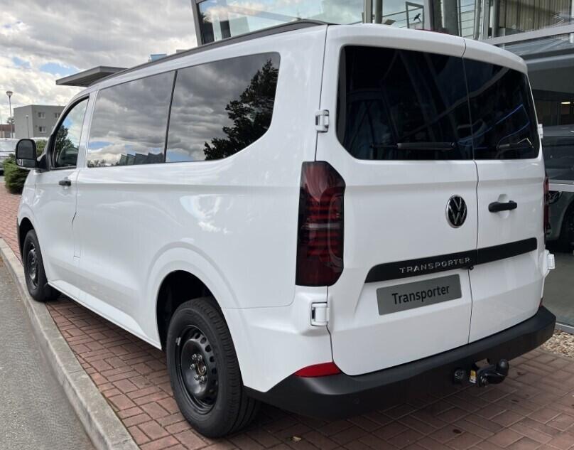 O121U02069_14.webp_Entry Transporter Kombi 2.0 TDI KR 81 kW