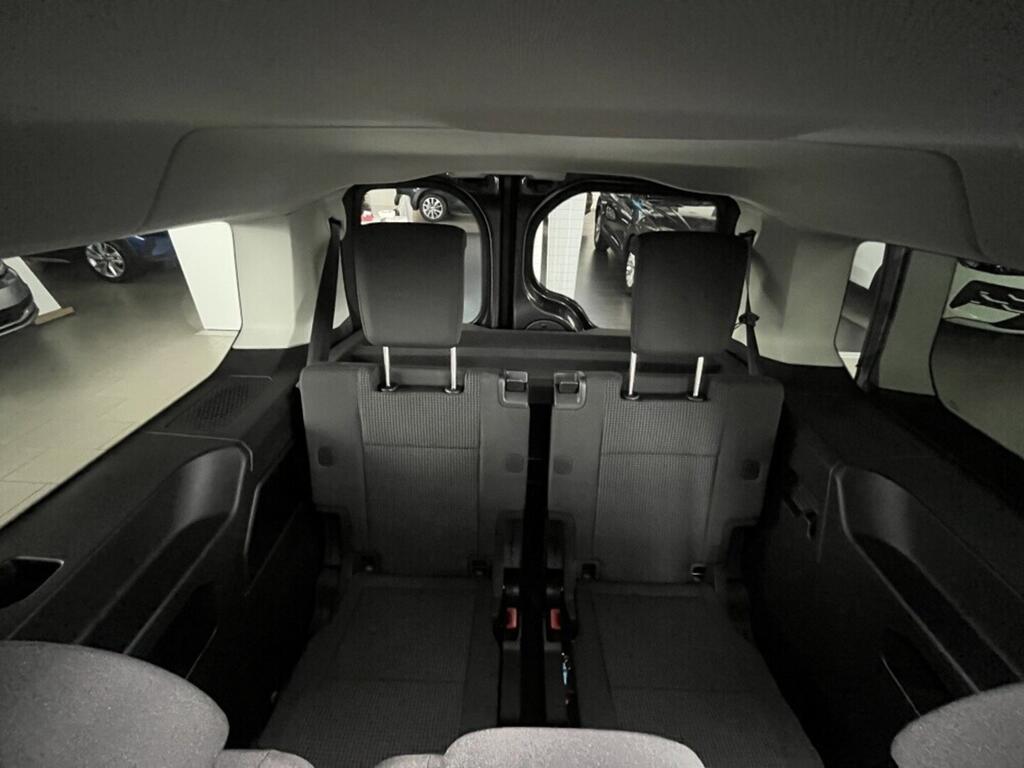 O121U02081_23.webp_Akční Caddy Maxi 1,5 TSI 85 kW 6 G