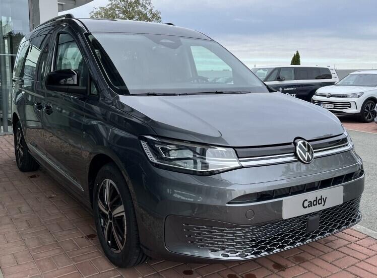 O121U02124_18.webp_Akční Caddy Maxi Style 1,5 TSI PHEV Plug-in hybrid 84 kW 6 DSG