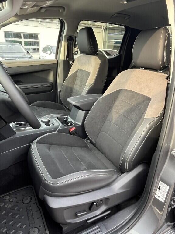 O121U02137_22.webp_Akční Amarok DC Style 3,0 TDI 177 kW 10 st. automat