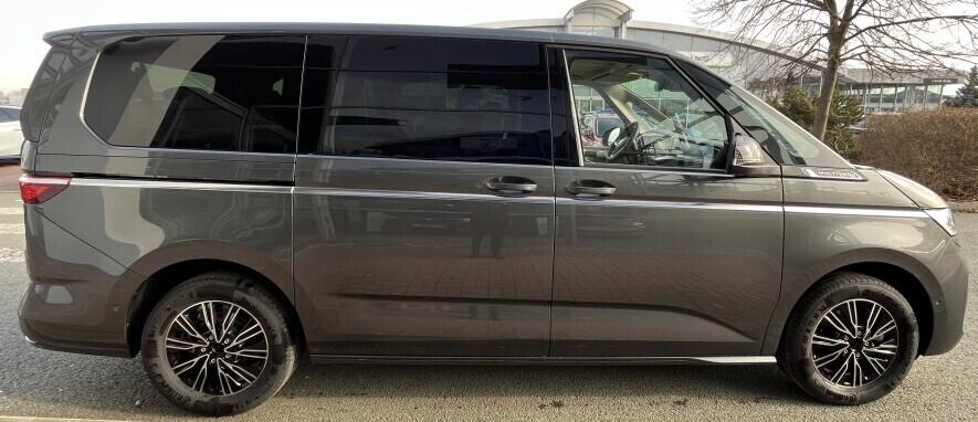 O121U02161_18.webp_Akční Multivan Long Style 2,0 TDI 110 kW