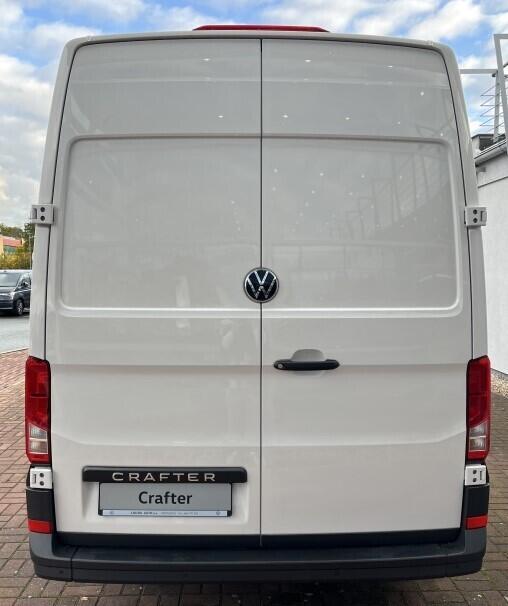 O121U02165_14.webp_Crafter skříň 35 SR 2.0TDI 103 kW