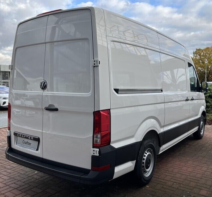 O121U02165_16.webp_Crafter skříň 35 SR 2.0TDI 103 kW