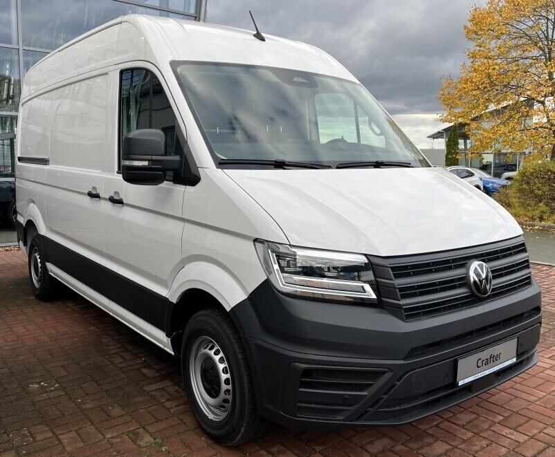 O121U02165_19.webp_Crafter skříň 35 SR 2.0TDI 103 kW