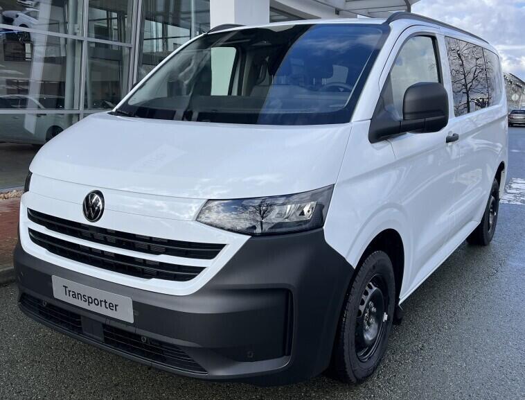 O121U02173_10.webp_Entry Transporter Kombi KR 2,0 TDI 125 kW