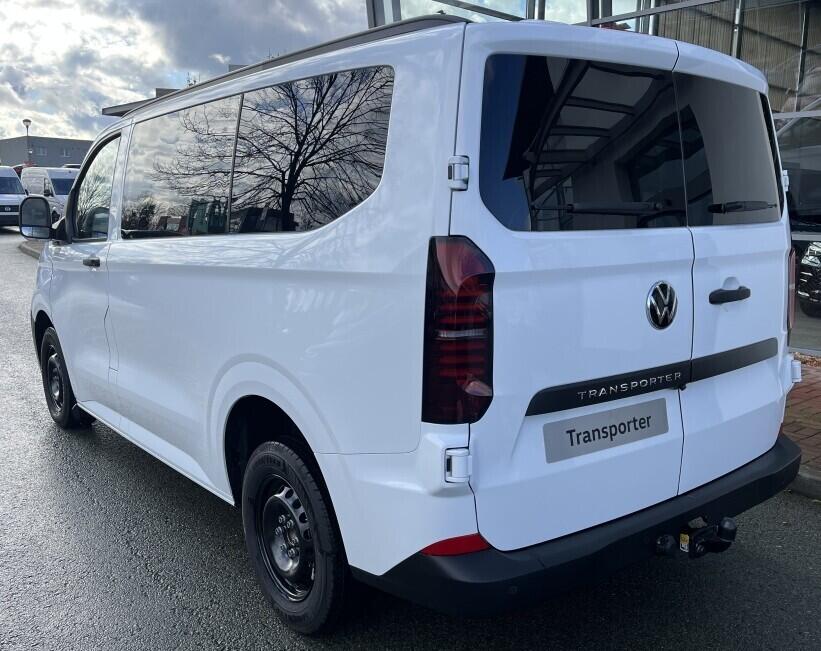 O121U02173_12.webp_Entry Transporter Kombi KR 2,0 TDI 125 kW