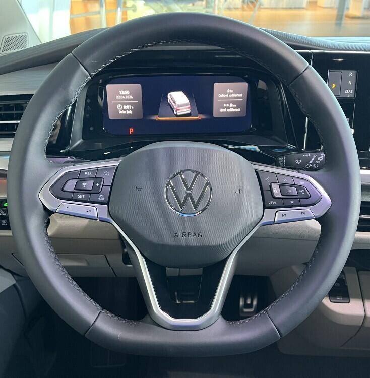 O121U02197_25.webp_Akční Multivan Long Style 1,5TSI PHEV 4M 130 kW  6 DSG Plug-in hybrid