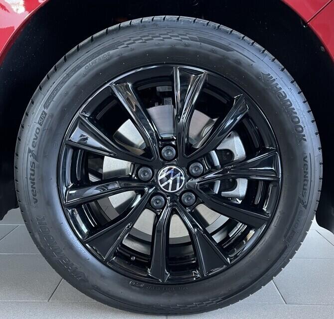 O121U02197_26.webp_Akční Multivan Long Style 1,5TSI PHEV 4M 130 kW  6 DSG Plug-in hybrid