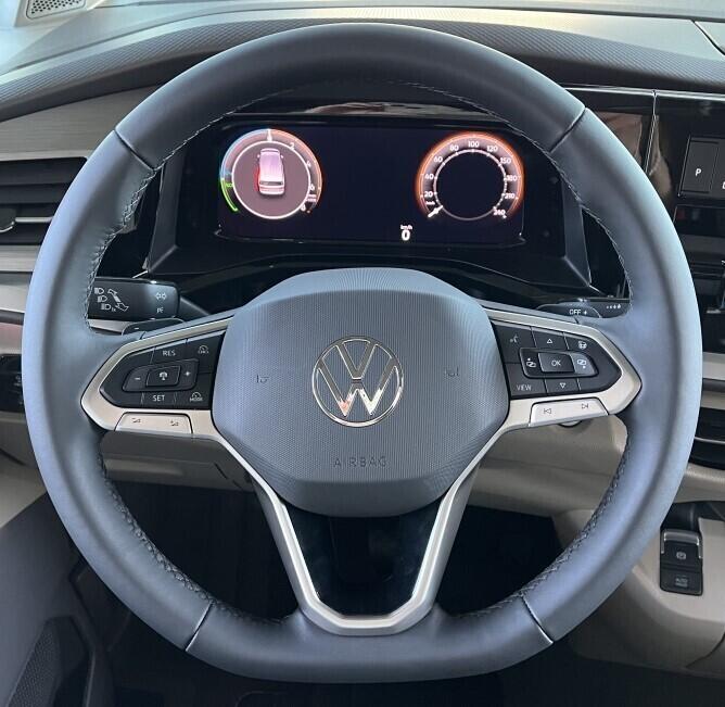 O121U02198_25.webp_Akční Multivan Long Life 1,5 TSI PHEV 4M DSG 180 kW