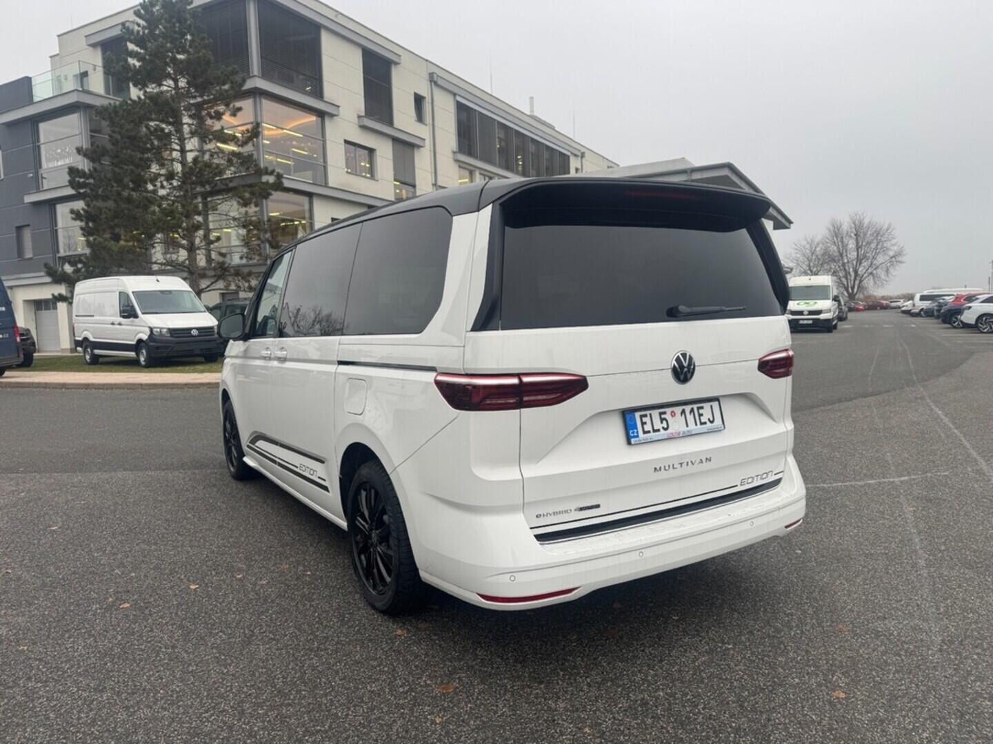 O121U02199_16.webp_Akční Multivan Long Life 1,5 TSI PHEV 4M DSG 180 kW