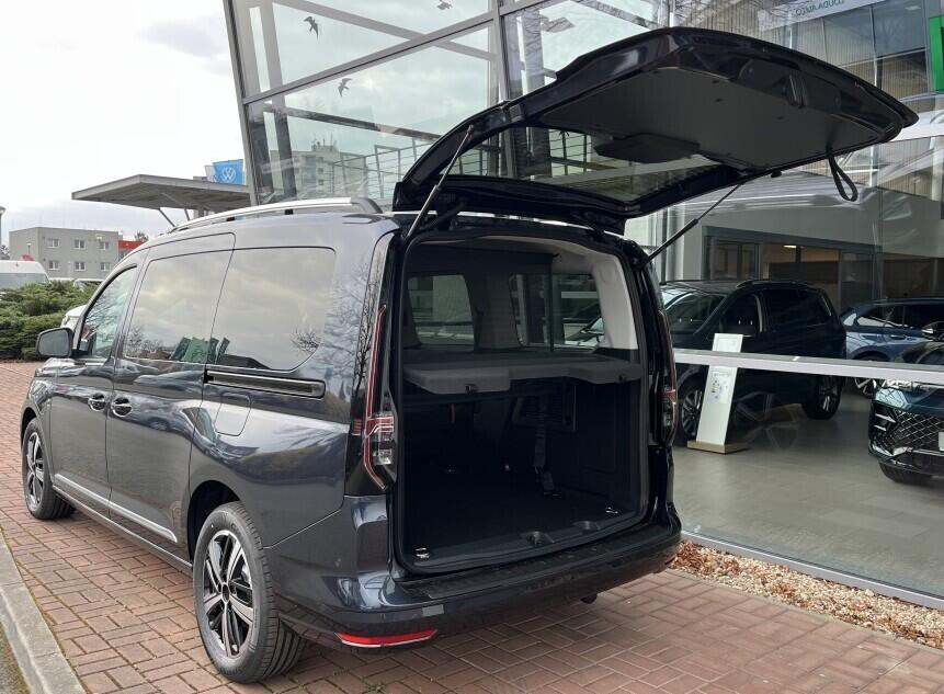 O121U02201_13.webp_Akční Caddy Maxi Style 1,5 TSI PHEV 85 kW