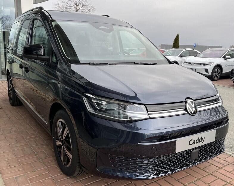 O121U02201_17.webp_Akční Caddy Maxi Style 1,5 TSI PHEV 85 kW